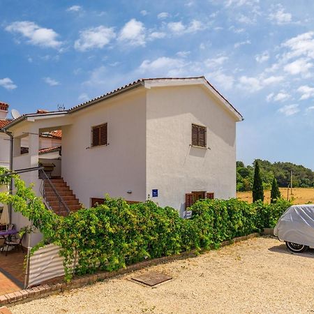 Apartments Pernar Poreč Eksteriør billede
