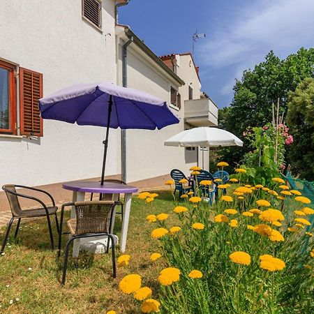 Apartments Pernar Poreč Eksteriør billede
