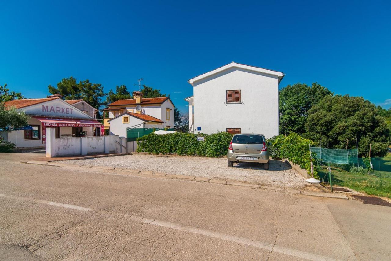 Apartments Pernar Poreč Eksteriør billede